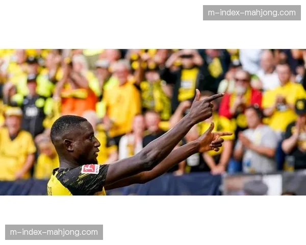 多特蒙德主场两球完胜亚特兰大 吉拉西传射建功占晋级先机